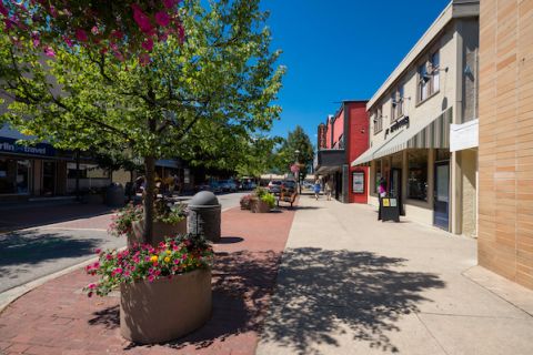 Downtown Salmon Arm is a vibrant place of shopping.